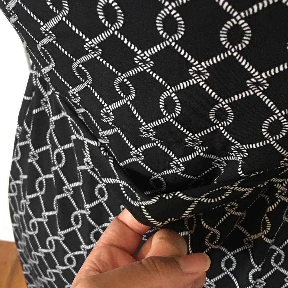 ‼️SOLD‼️Motherhood Maternity Wrap Dress - Picture 9 of 13